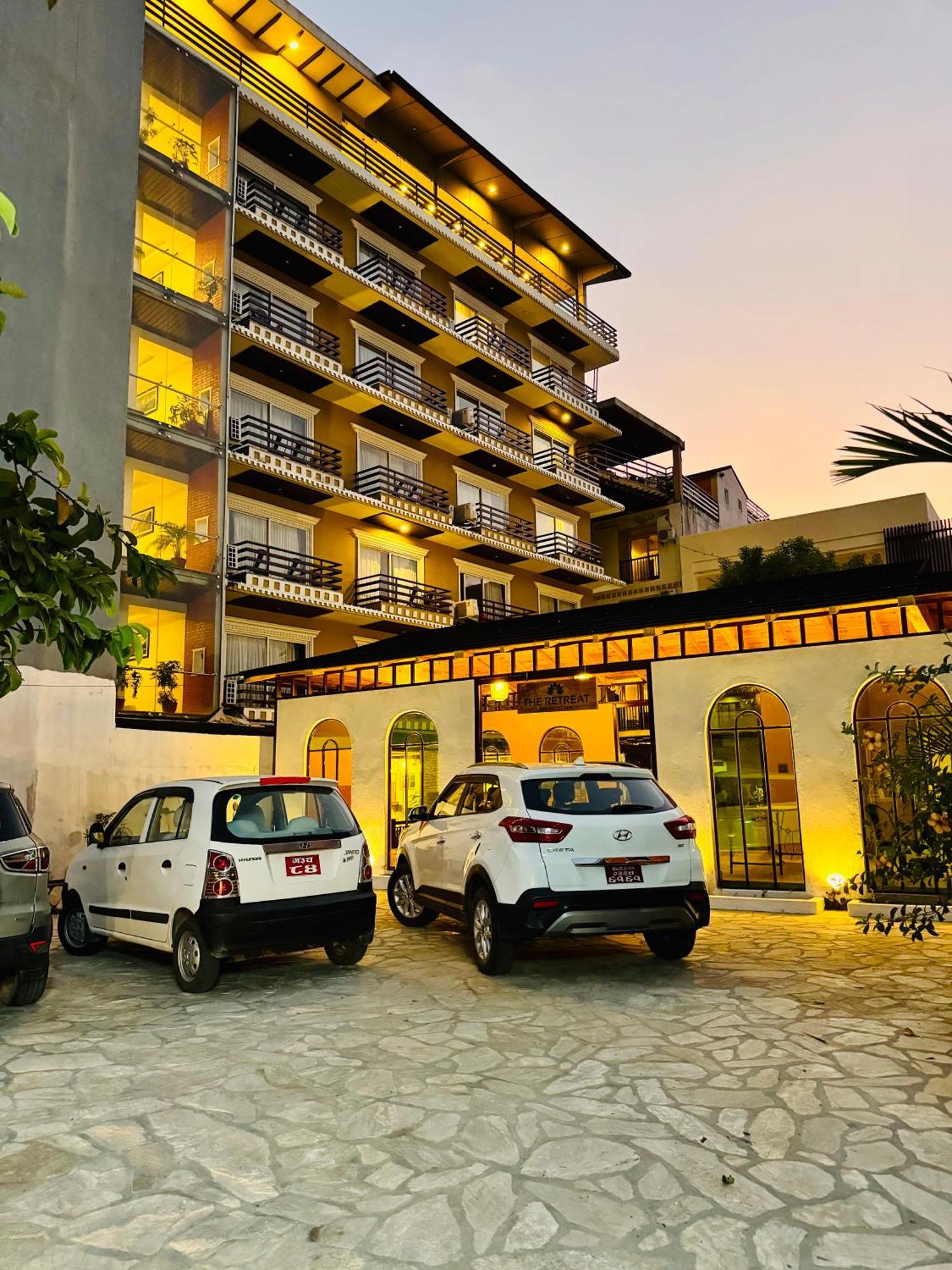 Bodhi Suites Boutique Hotel And Spa Pokhara Exterior foto