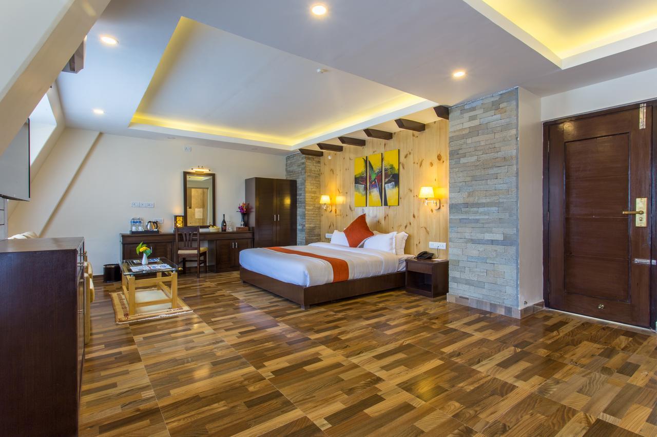 Bodhi Suites Boutique Hotel And Spa Pokhara Exterior foto