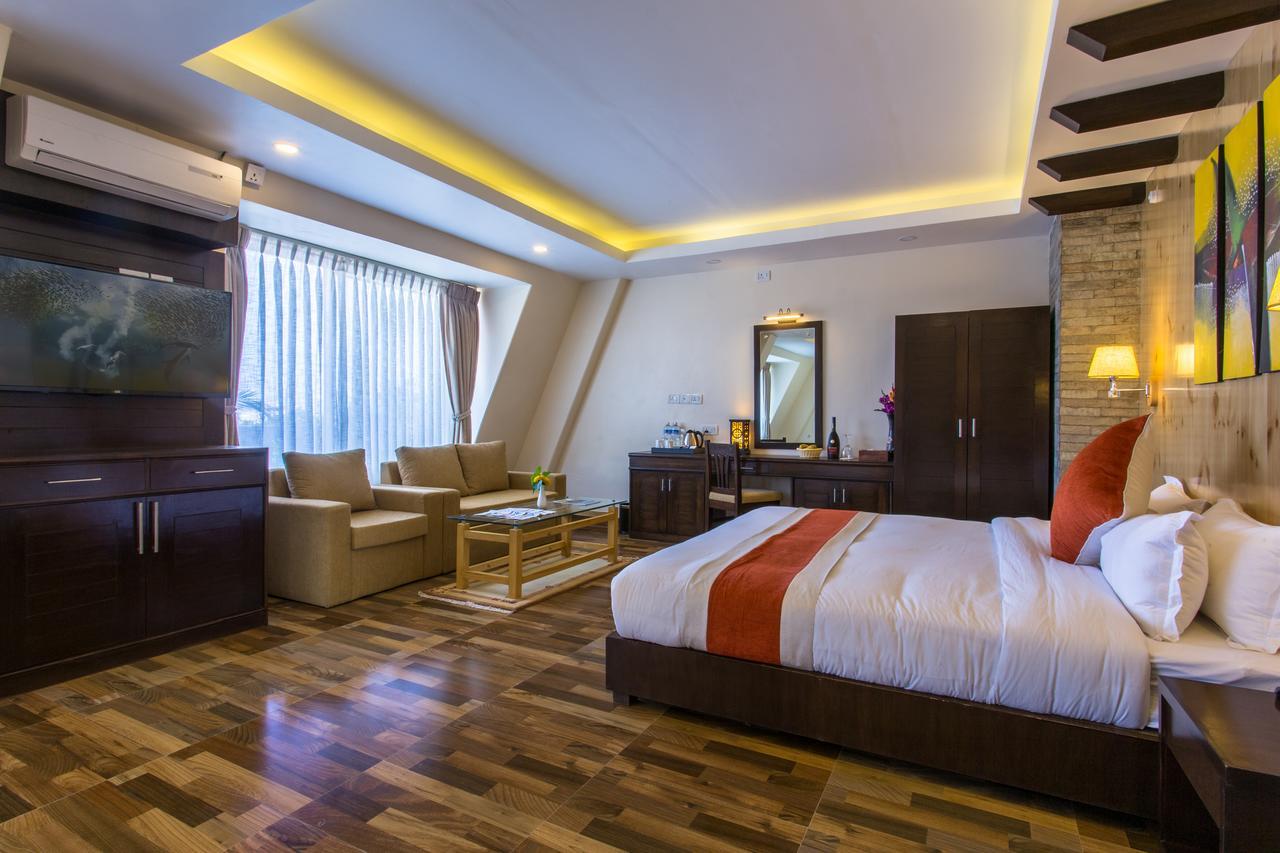Bodhi Suites Boutique Hotel And Spa Pokhara Exterior foto